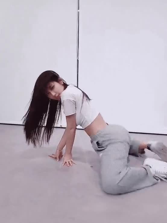 온라인슬롯, 슬롯사이트, 온라인카지노, 슬롯커뮤니티 슬롯왕국 - 트월킹 조지는 엘리스 소희