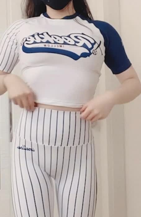 온라인슬롯, 슬롯사이트, 온라인카지노, 슬롯커뮤니티 슬롯왕국 - 사이즈 너무 작은 거 주문 했네.. gif