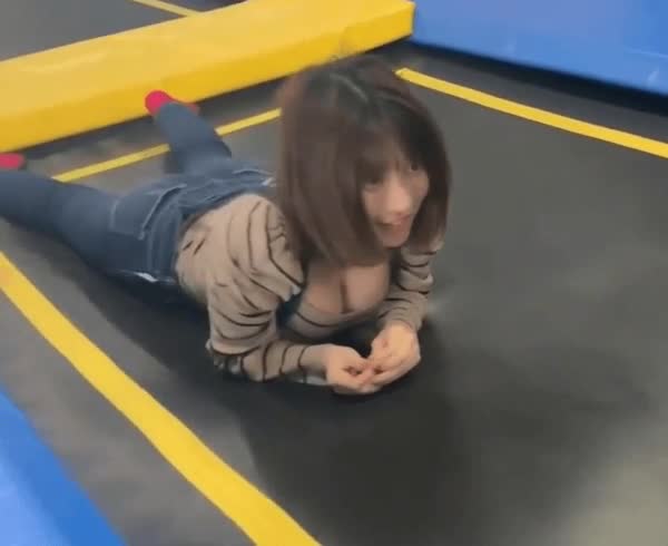 온라인슬롯, 슬롯사이트, 온라인카지노, 슬롯커뮤니티 슬롯왕국 - 동심으로 돌아가버린 처자