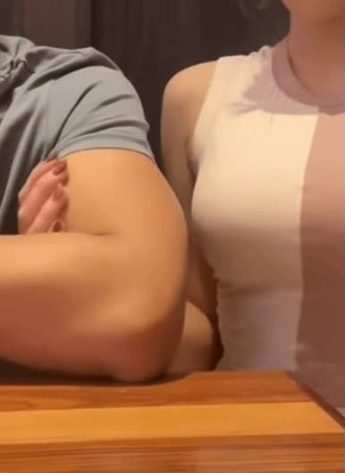 온라인슬롯, 슬롯사이트, 온라인카지노, 슬롯커뮤니티 슬롯왕국 - 여자가 호감있는 남자한테만 하는 행위