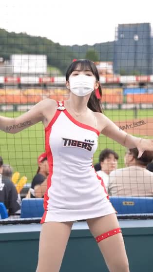 온라인슬롯, 슬롯사이트, 온라인카지노, 슬롯커뮤니티 슬롯왕국 - 이다혜 치어리더 자극적인 몸놀림 ㄷㄷ