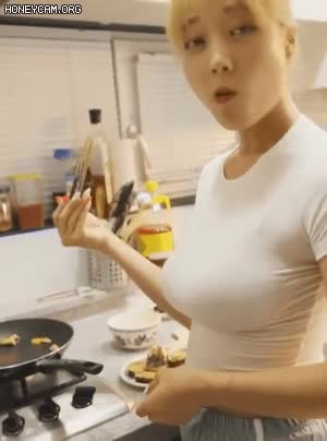 온라인슬롯, 슬롯사이트, 온라인카지노, 슬롯커뮤니티 슬롯왕국 - 개랑 즐거운 한때를 보내는 유튜버