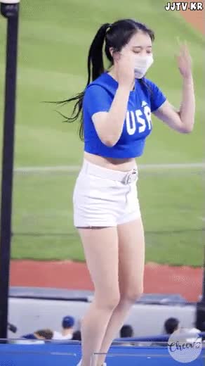 온라인슬롯, 슬롯사이트, 온라인카지노, 슬롯커뮤니티 슬롯왕국 - 요즘 핫한 롯데 우신희 치어리더 몸매