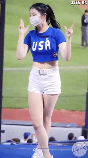 온라인슬롯, 슬롯사이트, 온라인카지노, 슬롯커뮤니티 슬롯왕국 - 요즘 핫한 롯데 우신희 치어리더 몸매