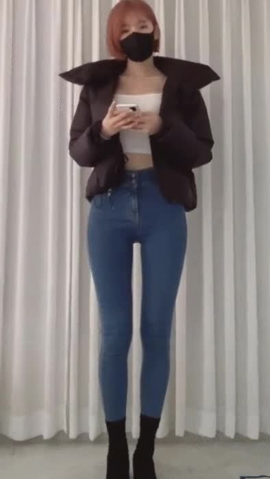 온라인슬롯, 슬롯사이트, 온라인카지노, 슬롯커뮤니티 슬롯왕국 - 청바지 핏이 너무 좋은 누나