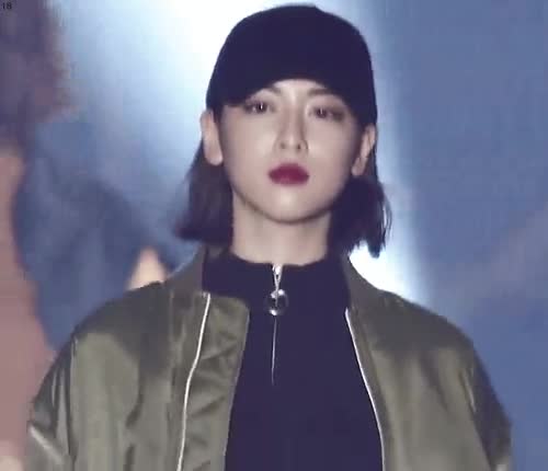 온라인슬롯, 슬롯사이트, 온라인카지노, 슬롯커뮤니티 슬롯왕국 - 20살까지 아빠랑 알몸 목욕했다는 처자