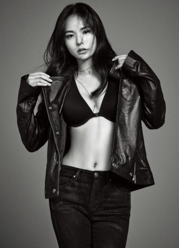 온라인슬롯, 슬롯사이트, 온라인카지노, 슬롯커뮤니티 슬롯왕국 - 태양 네 이놈!!!!, 여친 몸매
