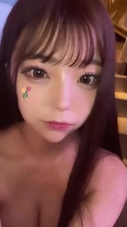 온라인슬롯, 슬롯사이트, 온라인카지노, 슬롯커뮤니티 슬롯왕국 - 미드가 무기인 일본 댄서 겸 틱톡커