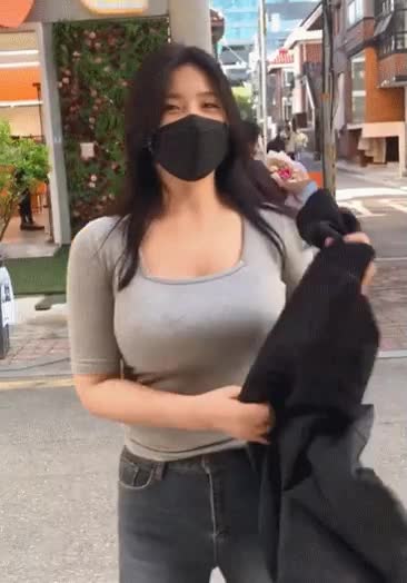 온라인슬롯, 슬롯사이트, 온라인카지노, 슬롯커뮤니티 슬롯왕국 - 진짜 야한 여자는 안벗어도 됨.. ㄹㅇ