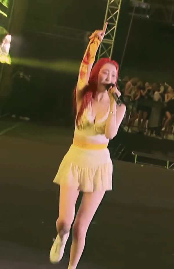 온라인슬롯, 슬롯사이트, 온라인카지노, 슬롯커뮤니티 슬롯왕국 - 다 젖은 워터밤 선미 레전드