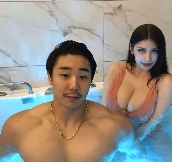 온라인슬롯, 슬롯사이트, 온라인카지노, 슬롯커뮤니티 슬롯왕국 - 한국 사는 루마니아 누나 몸매 실화냐