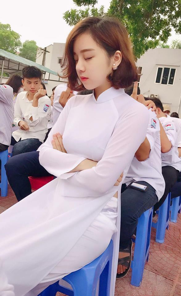 온라인슬롯, 슬롯사이트, 온라인카지노, 슬롯커뮤니티 슬롯왕국 - 아오자이 입은 짤로 유명한 처자