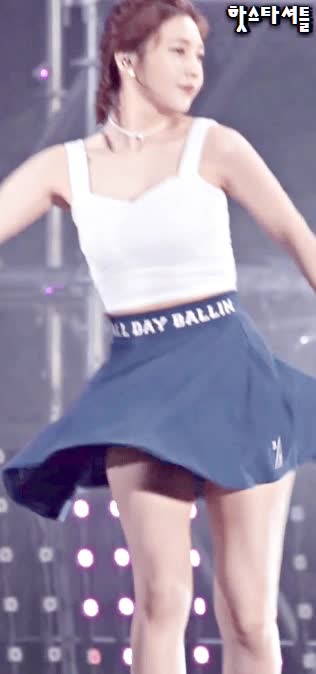온라인슬롯, 슬롯사이트, 온라인카지노, 슬롯커뮤니티 슬롯왕국 - 레드벨벳 조이 적나라한 도끼 ㄷㄷ