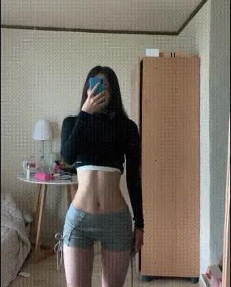 온라인슬롯, 슬롯사이트, 온라인카지노, 슬롯커뮤니티 슬롯왕국 - 허리라인이 참 아름다운 여자