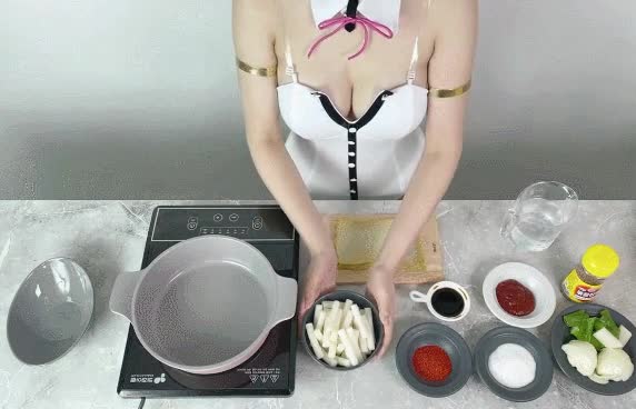온라인슬롯, 슬롯사이트, 온라인카지노, 슬롯커뮤니티 슬롯왕국 - 기념일이라고 여자친구가 해주는 서비스