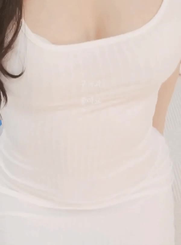 온라인슬롯, 슬롯사이트, 온라인카지노, 슬롯커뮤니티 슬롯왕국 - 원피스 입고 훌라후프 하기
