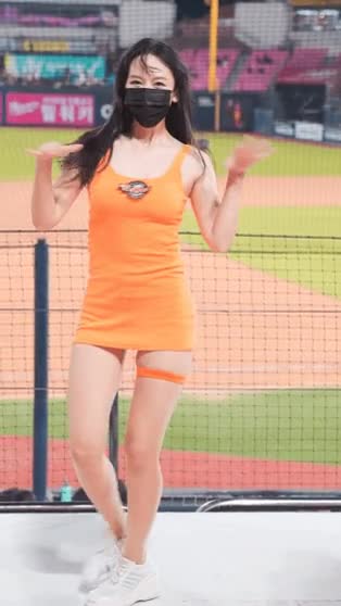 온라인슬롯, 슬롯사이트, 온라인카지노, 슬롯커뮤니티 슬롯왕국 - 강지유 치어리더.. 하의 실종 뭐냐 ㄷㄷ
