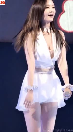 온라인슬롯, 슬롯사이트, 온라인카지노, 슬롯커뮤니티 슬롯왕국 - 인사할 때 가리지 않는 연예인들