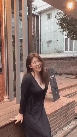 온라인슬롯, 슬롯사이트, 온라인카지노, 슬롯커뮤니티 슬롯왕국 - 무려 30kg 감량한 무쌍녀 레전드