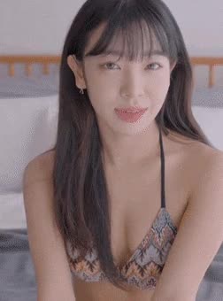 온라인슬롯, 슬롯사이트, 온라인카지노, 슬롯커뮤니티 슬롯왕국 - 같은 비키니를 3명의 모델에게 입혀보기