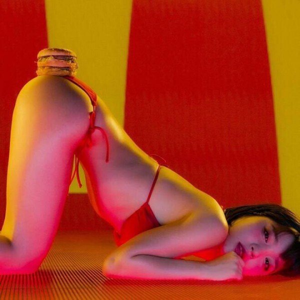 온라인슬롯, 슬롯사이트, 온라인카지노, 슬롯커뮤니티 슬롯왕국 - 성진국 일본의 맥도날드 광고 수위 ㄷㄷ