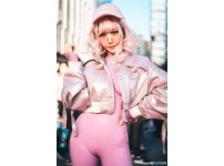 온라인슬롯, 슬롯사이트, 온라인카지노, 슬롯커뮤니티 슬롯왕국 - 라텍스녀로 유명한 처자   