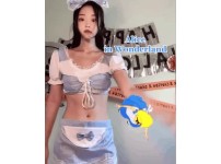온라인슬롯, 슬롯사이트, 온라인카지노, 슬롯커뮤니티 슬롯왕국 - 인스타 처자의 할로윈 의상 고민  