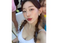 온라인슬롯, 슬롯사이트, 온라인카지노, 슬롯커뮤니티 슬롯왕국 - 워터밤 즐기는 이지원 치어리더   