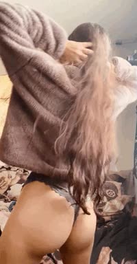 온라인슬롯, 슬롯사이트, 온라인카지노, 슬롯커뮤니티 슬롯왕국 - 아래는 시원하게 입은 후리스녀