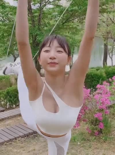 온라인슬롯, 슬롯사이트, 온라인카지노, 슬롯커뮤니티 슬롯왕국 - 표은지 운동 빡시게 하고 비키니 몸매 공개