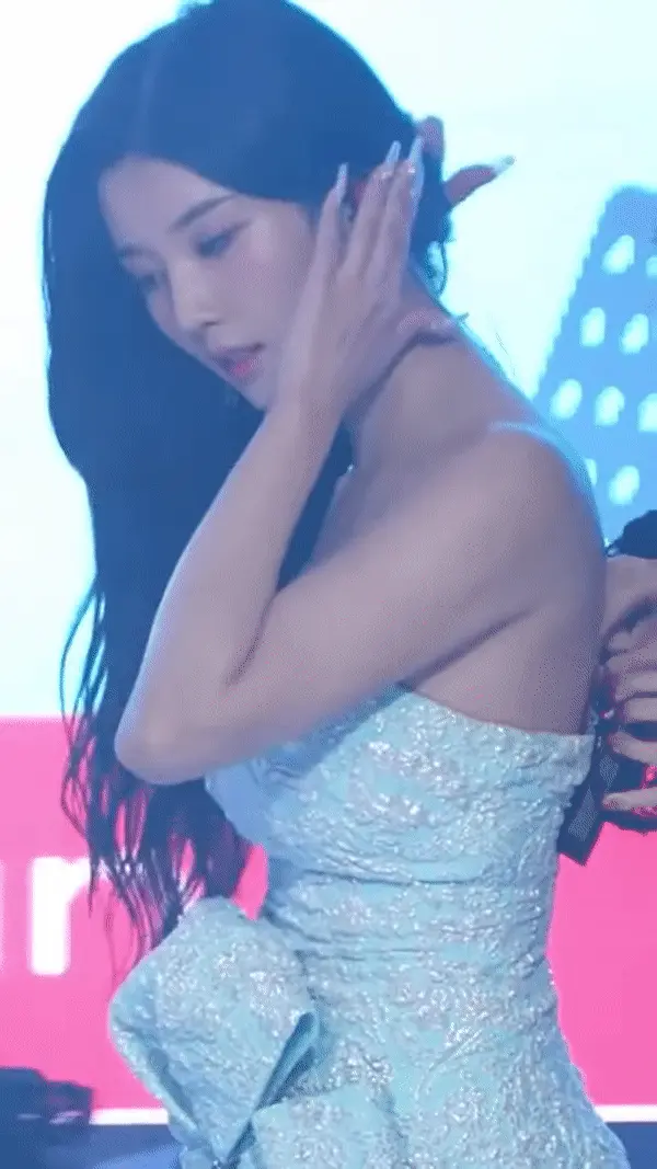 온라인슬롯, 슬롯사이트, 온라인카지노, 슬롯커뮤니티 슬롯왕국 - 옆에서 보는 권은비 리더의 품격