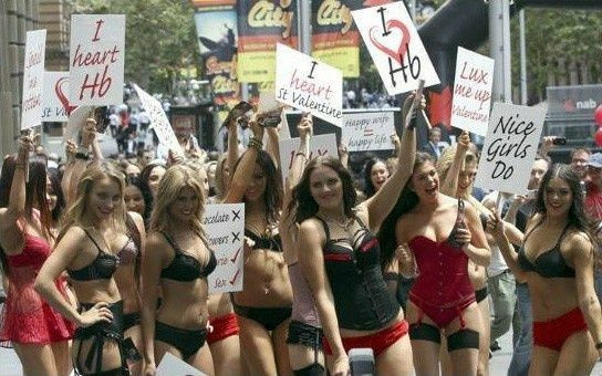 온라인슬롯, 슬롯사이트, 온라인카지노, 슬롯커뮤니티 슬롯왕국 - 반페미 시위하는