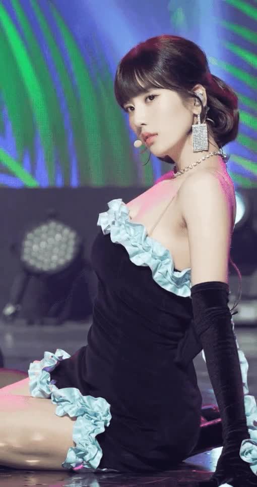 온라인슬롯, 슬롯사이트, 온라인카지노, 슬롯커뮤니티 슬롯왕국 - 가슴이 웅장해지는 권은비 옆선