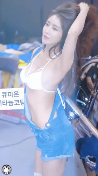 온라인슬롯, 슬롯사이트, 온라인카지노, 슬롯커뮤니티 슬롯왕국 - 요즘 레이싱걸 노출수위 너무 좋네