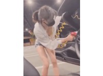 온라인슬롯, 슬롯사이트, 온라인카지노, 슬롯커뮤니티 슬롯왕국 - 구석구석 셀프 세차하는 처자  