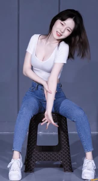 온라인슬롯, 슬롯사이트, 온라인카지노, 슬롯커뮤니티 슬롯왕국 - 이거 이기는 흰티+청바지 못 봄