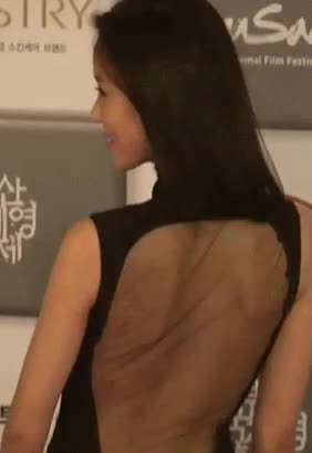 온라인슬롯, 슬롯사이트, 온라인카지노, 슬롯커뮤니티 슬롯왕국 - 두 눈 의심하게 만들었던 여배우 파격 노출