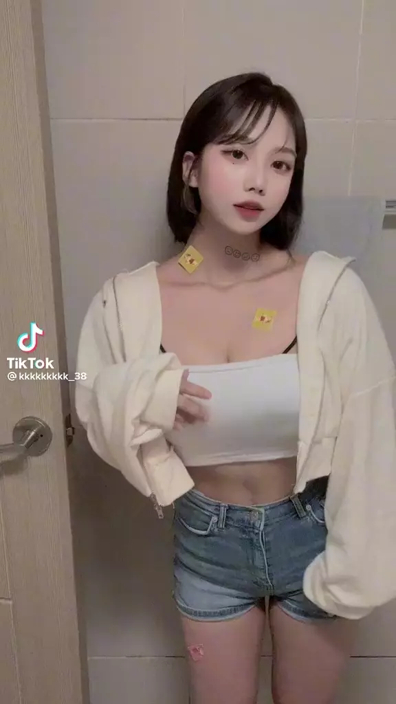 온라인슬롯, 슬롯사이트, 온라인카지노, 슬롯커뮤니티 슬롯왕국 - 틱톡에 진짜 이런 누나들 많음?[1]