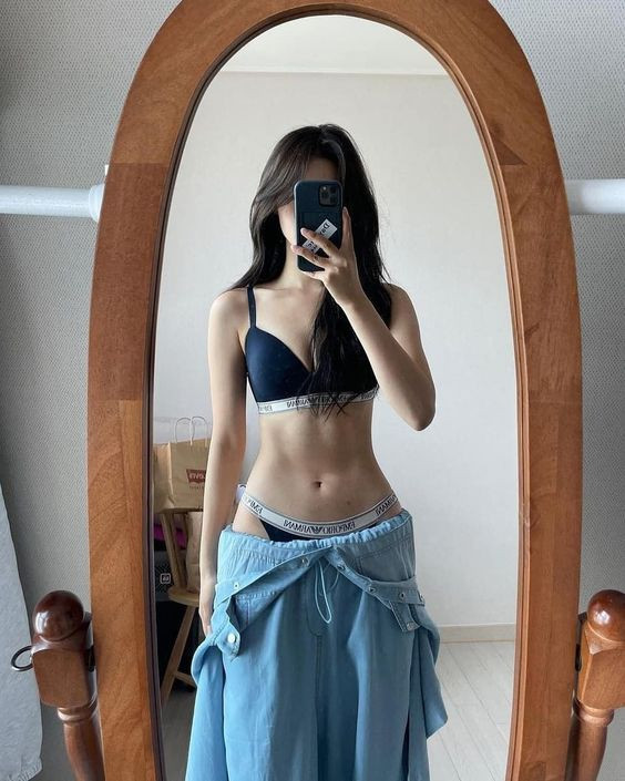 온라인슬롯, 슬롯사이트, 온라인카지노, 슬롯커뮤니티 슬롯왕국 - 이정도면 몸매 자랑용 셀카 찍을만하네