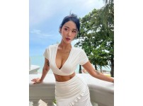 온라인슬롯, 슬롯사이트, 온라인카지노, 슬롯커뮤니티 슬롯왕국 - 몸매가 상당히 좋은 문신누나   